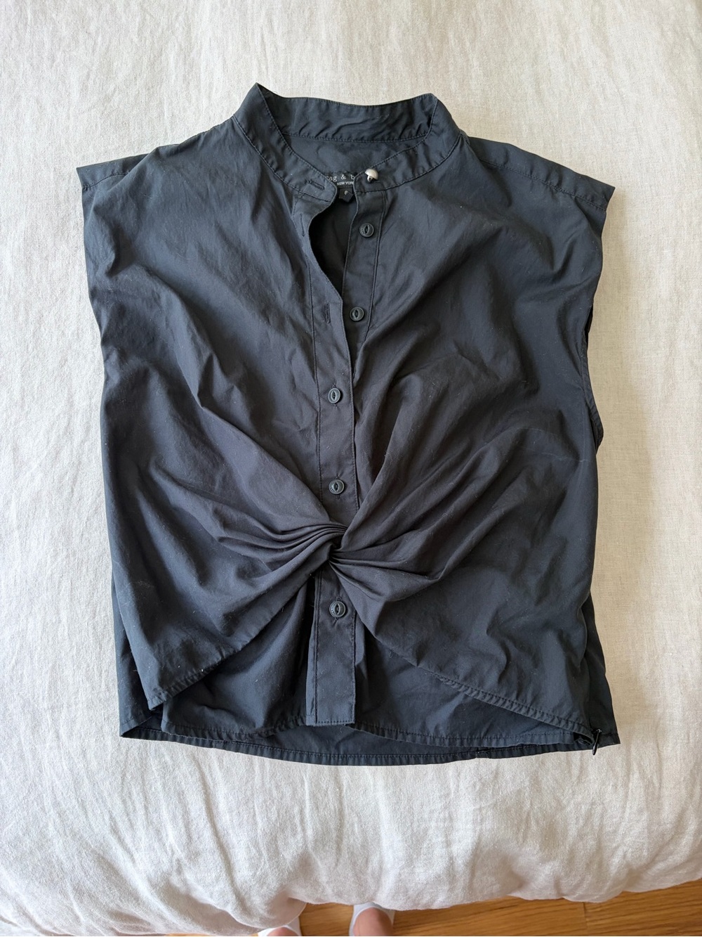 rag & bone Black Sleeveless Knot-Front Blouse